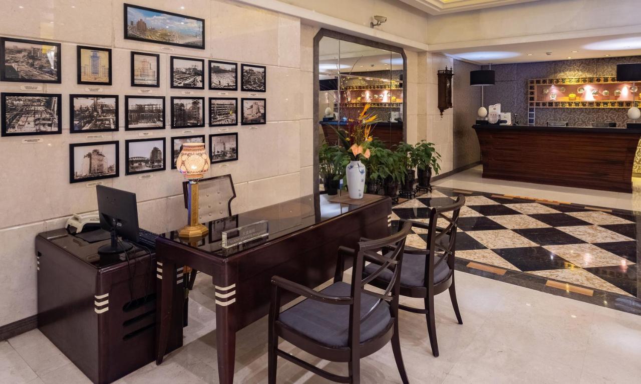 Broadway Mansions Hotel - On The Bund Shanghai Exterior foto